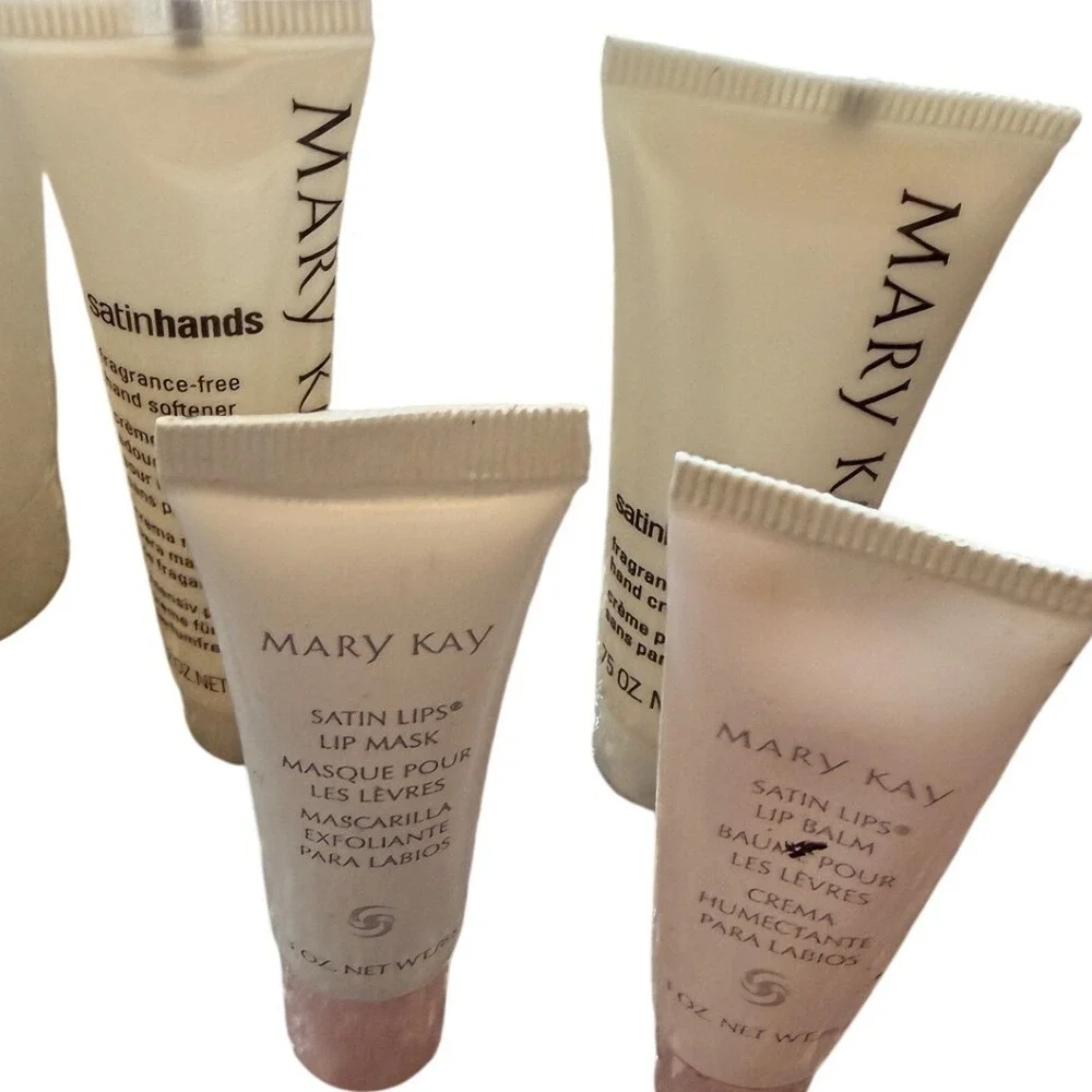 Mary Kay Lot: Satin Hands Travel Mini Set + Mineral Bronzing Powder Sandstone